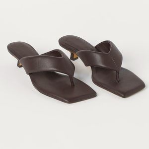 H&M Brown square open toe Padded heel sandals